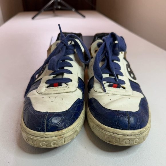 Gucci crocodile and leather sneakers 5th Ave Edition
Sz 9.5 G / / US 10.5 Exotic - Picture 9 of 12